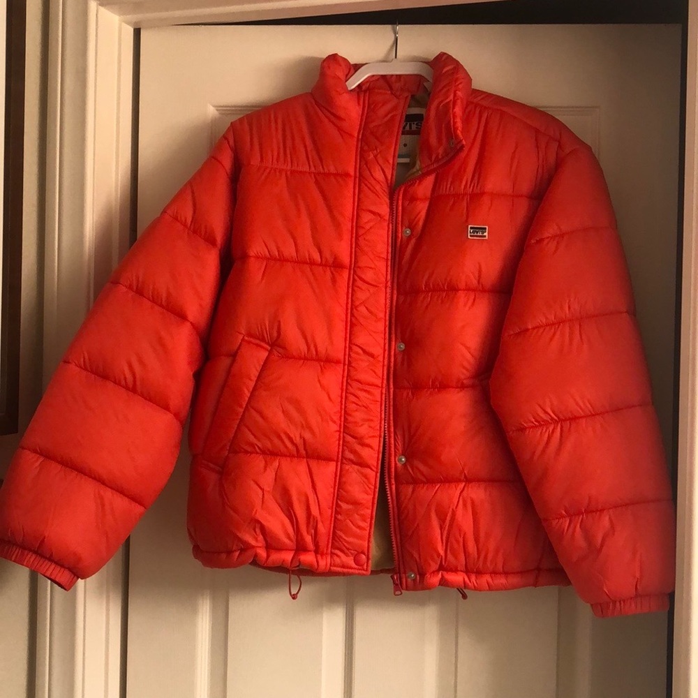 Levi’s “Sydney” Puffer Jacket
